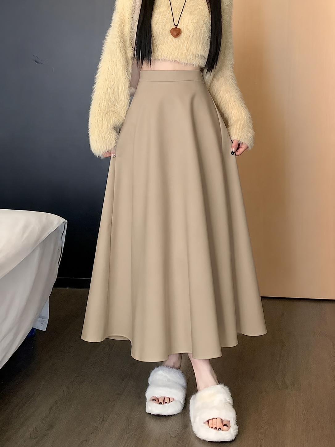 Dove Charm Skirt